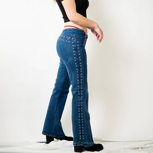Vintage Y2K Flare Seamless Low Rise Studded Jeans - 4 - Picture 3 of 11